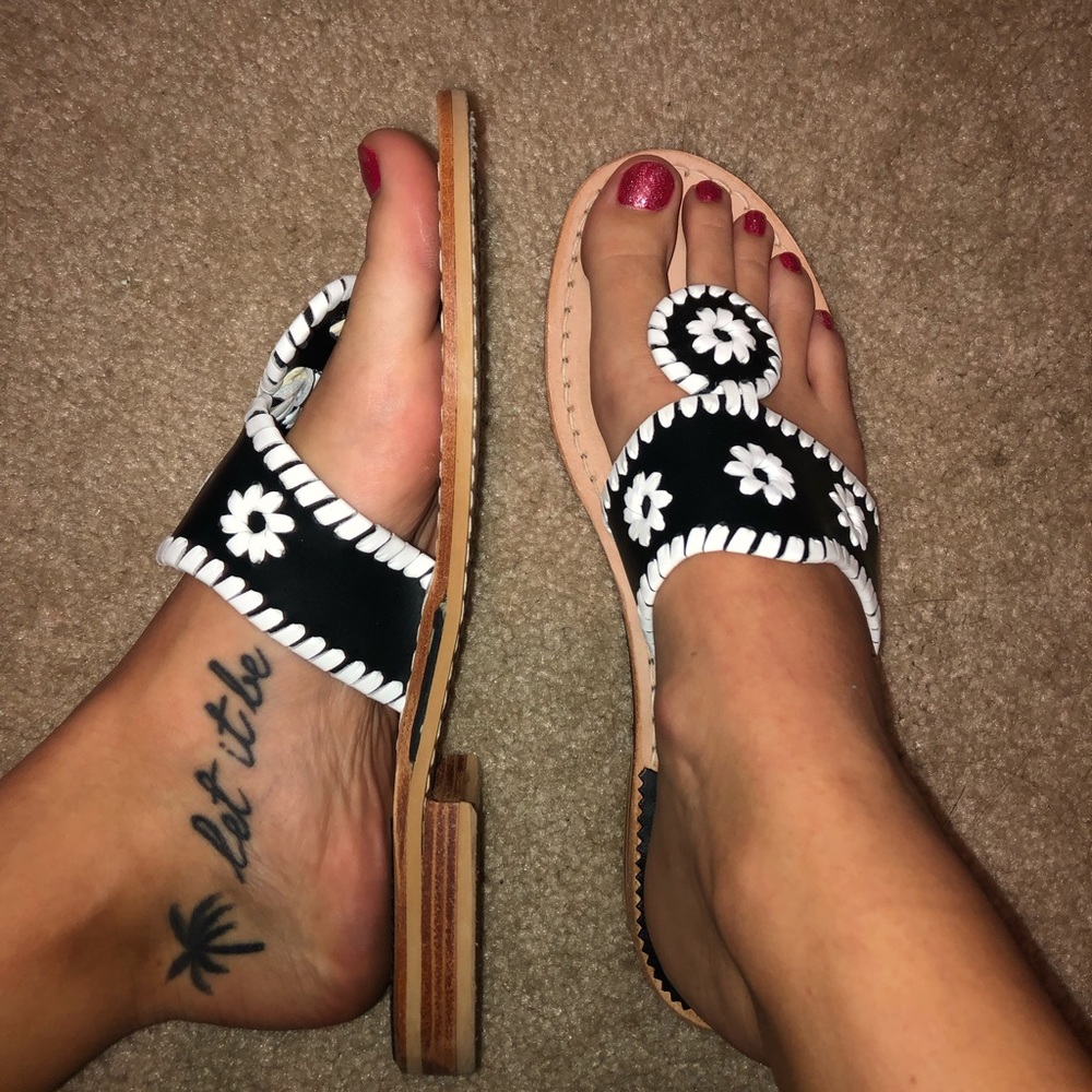 Jack Rogers Black&White